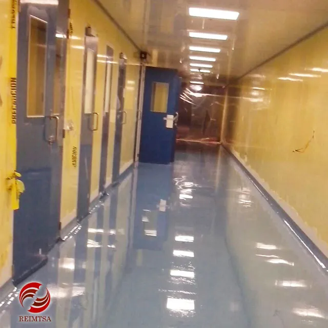 Trabajo de pisos epóxicos