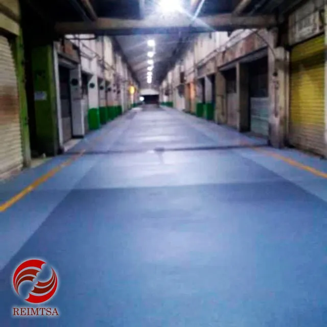 Trabajos de pisos epóxicos